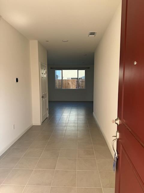 Foto del edificio - 6562 E Grant Ave