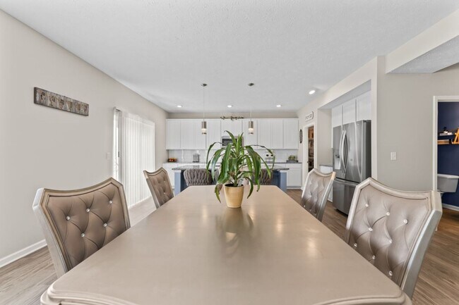 Foto del edificio - 8609 Warbler Br Wy