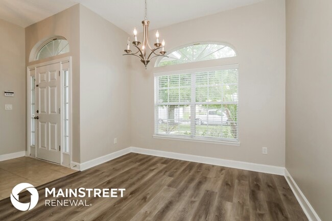 Foto del edificio - 125 Linda Lake Ln