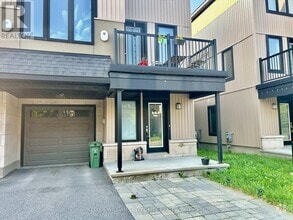 Building Photo - 809 Element Private