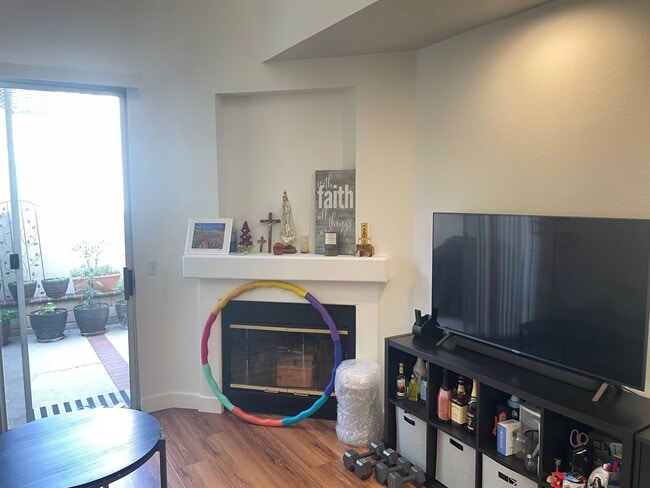 Photo - Dual Master Two Bedroom Townhome in Westpa...