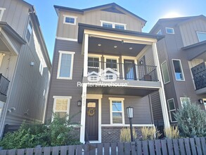 Building Photo - 9065 Southurst St