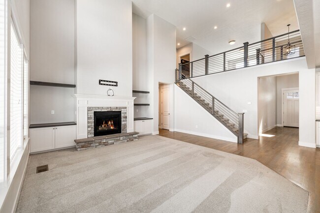 Building Photo - Dry Creek Ranch Rental