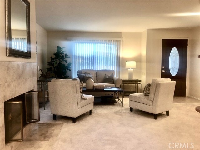 Foto del edificio - 3149 Via Vista