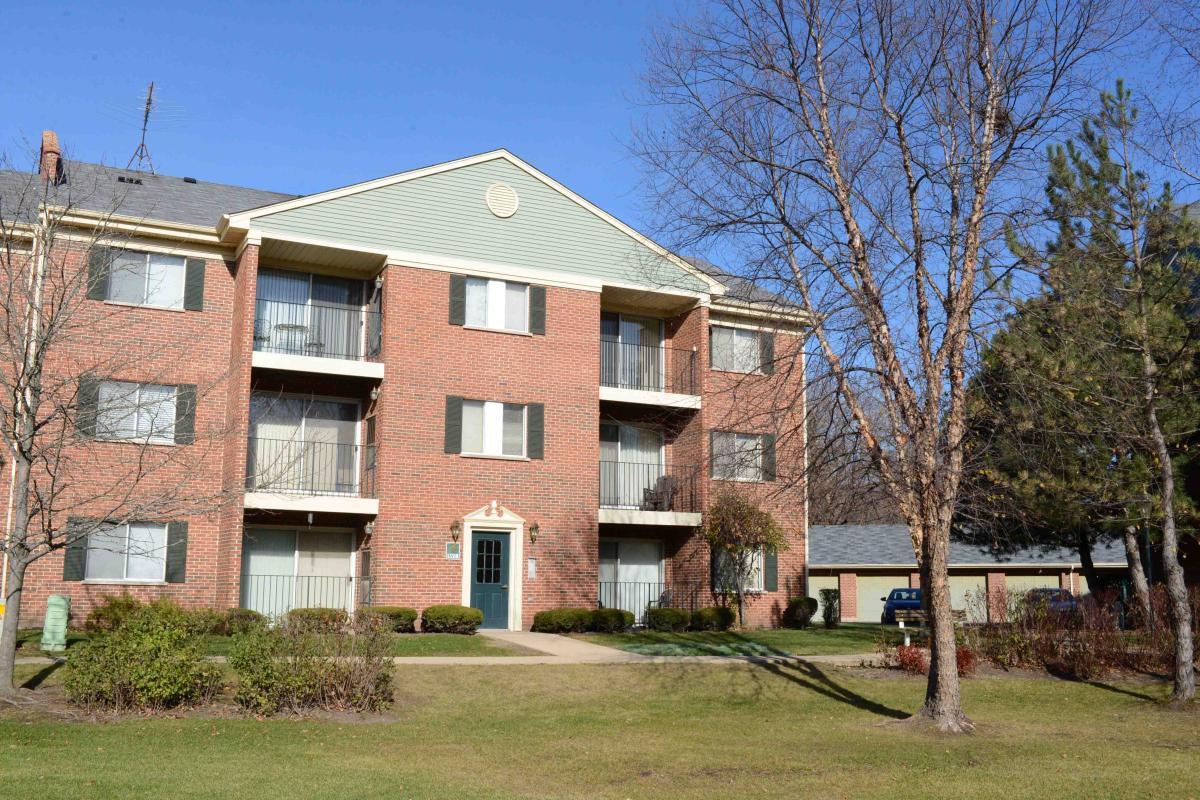 Building - 1522 N River West Ct