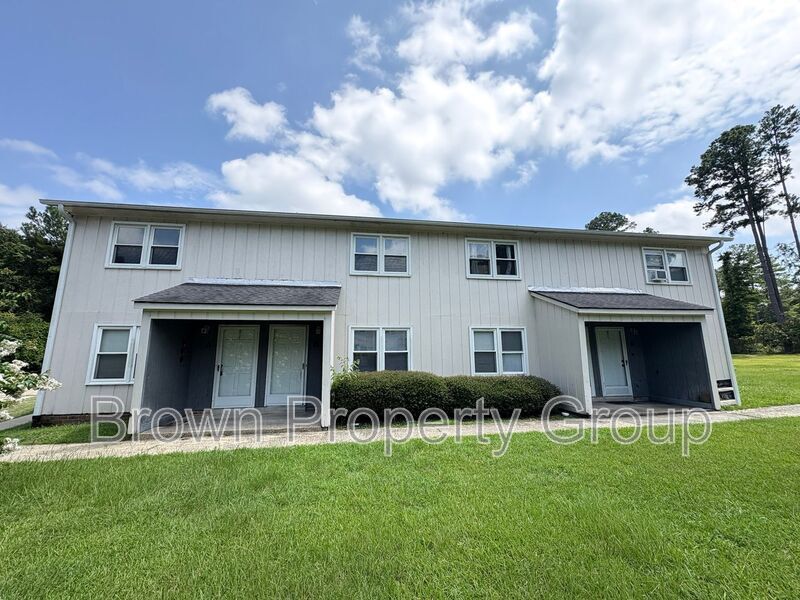 Primary Photo - 2127 Grand Prix Dr