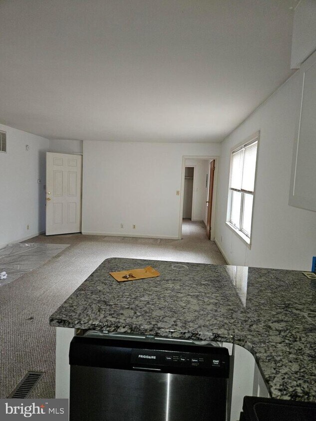 1 S Washington St Unit APT B, Milford, DE 19963 Apartment for Rent in