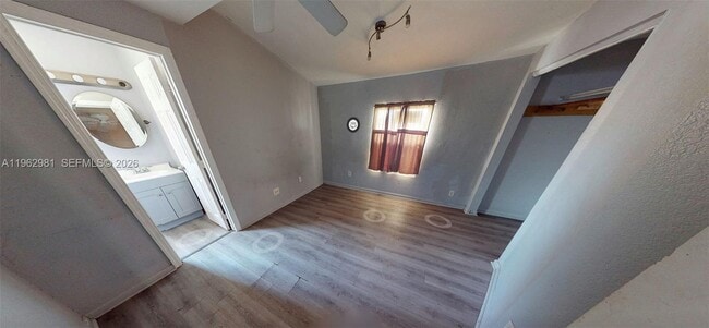 Foto del edificio - 236 NE 57th St