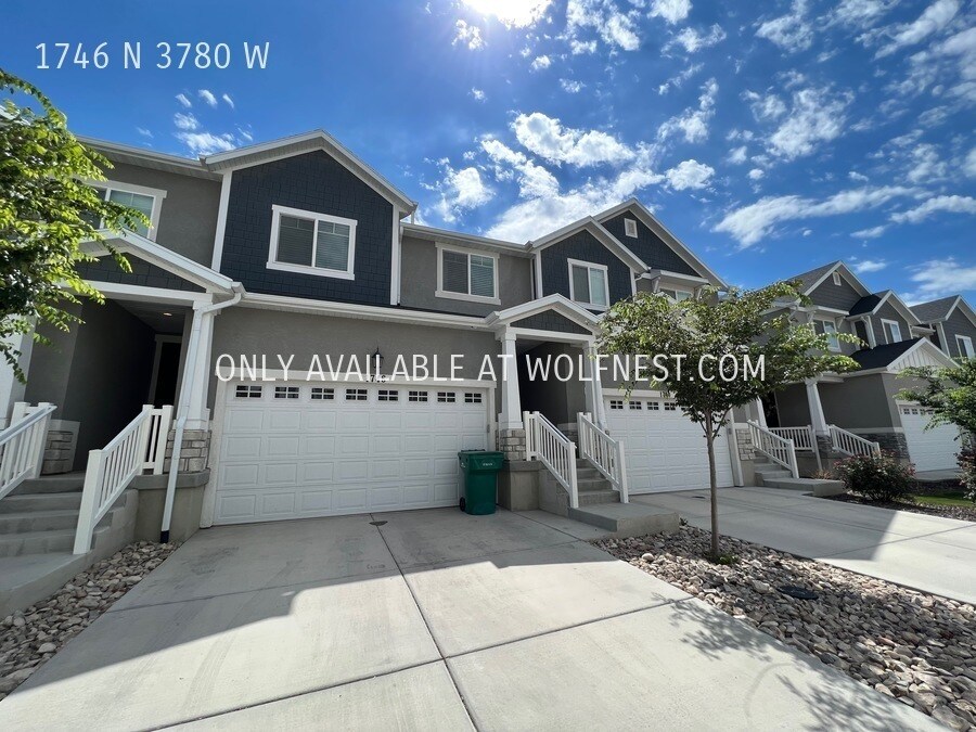 Primary Photo - Stunning 4 Bedroom Lehi Townhome! No Depos...