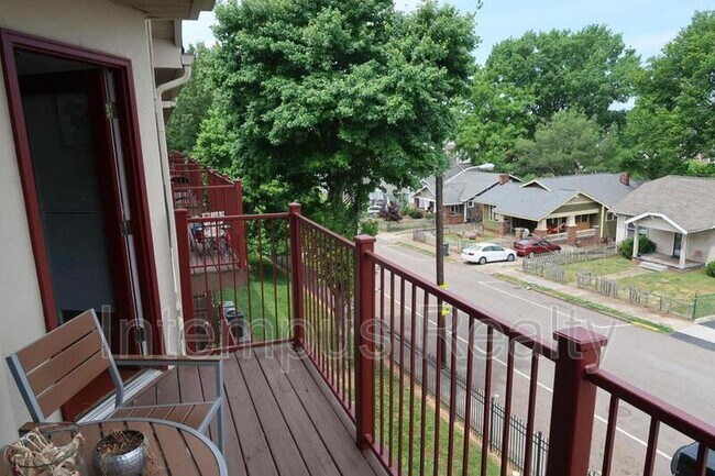 Foto del edificio - 2201 Franklin Station Way