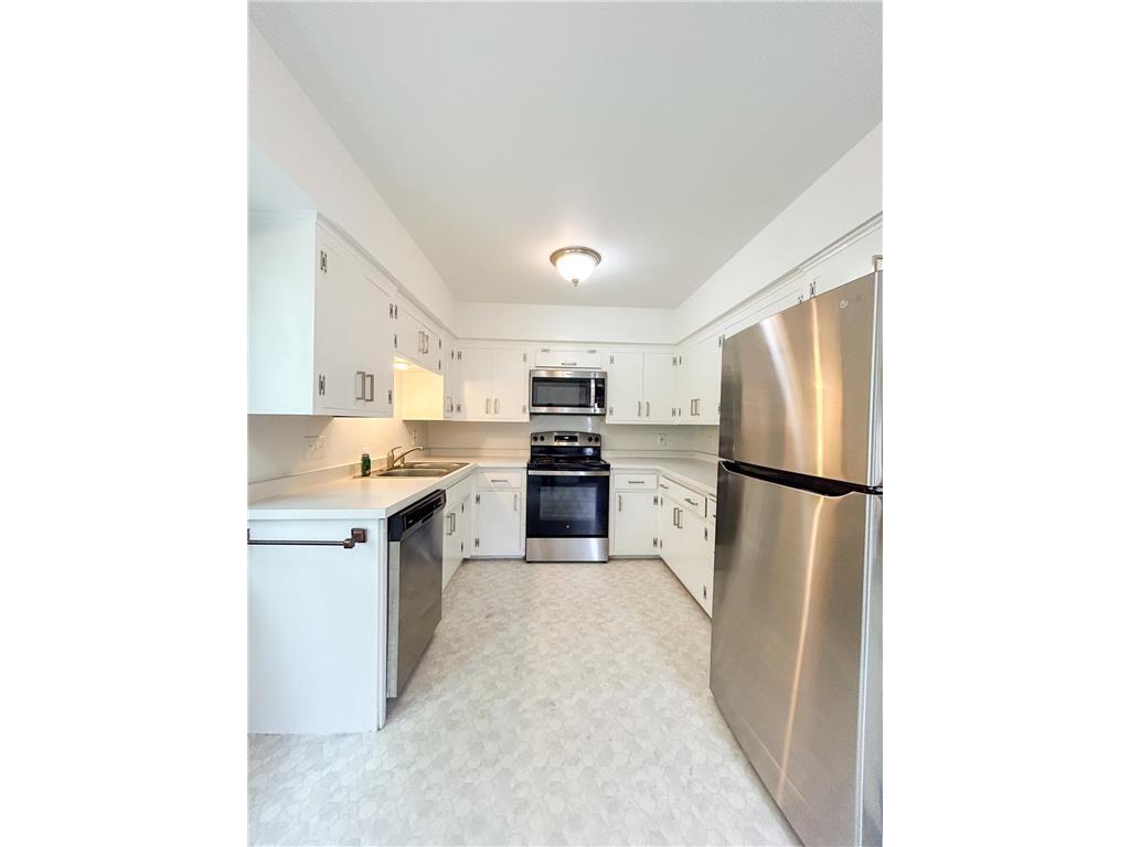 Foto principal - 6308 Vernon Ave S