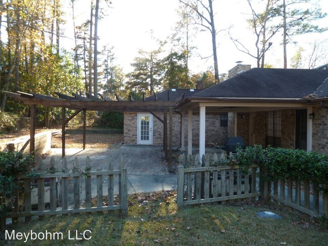 Foto del edificio - 4 br, 2 bath House - 710 Stillwater Dr.
