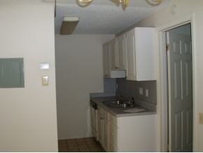  - 1635 League Ave