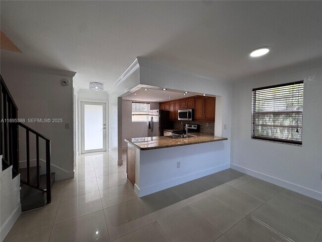 Foto del edificio - 8405 SW 137th Ave