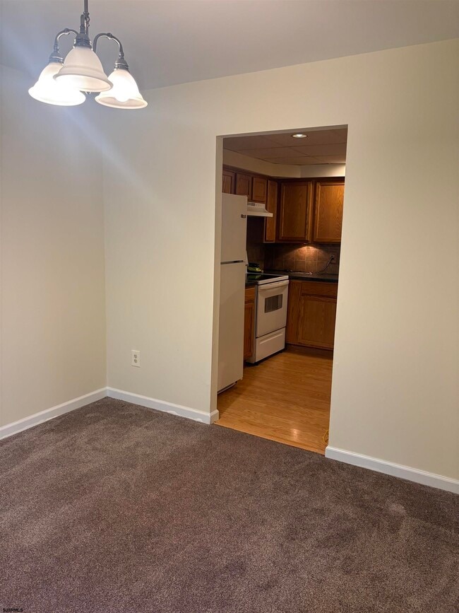 Building Photo - 2705 Goldenrod Ct