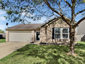 Building Photo - 5624 Grassy Bank Dr