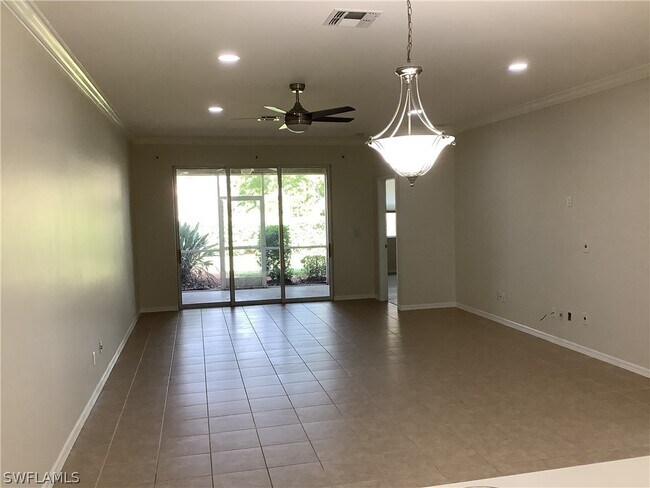 Building Photo - 2263 Granby Dr
