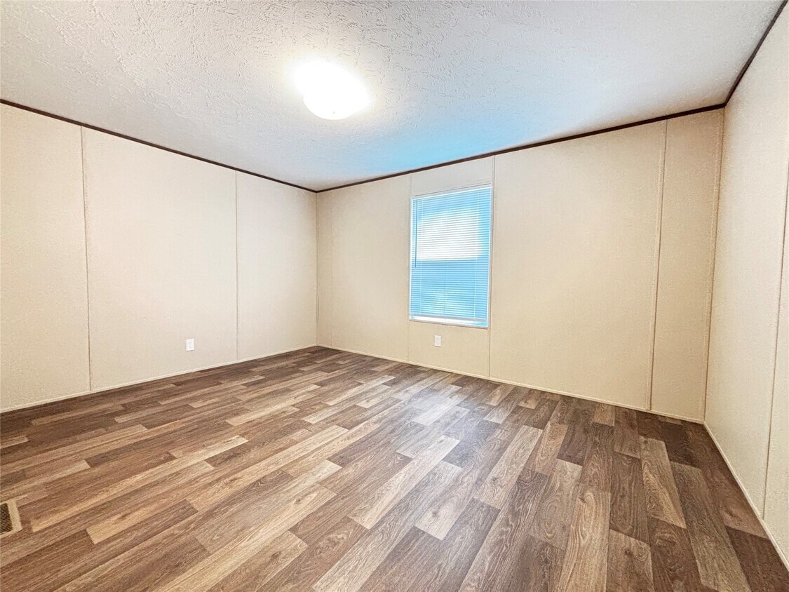 Foto del edificio - 300 Cherokee Ln