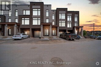 Building Photo - 39 Queenpost Dr