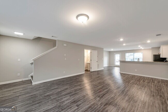 Foto del edificio - 320 Ashigan St