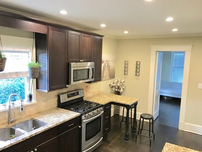 Foto del interior - 2186 Lenox Rd NE