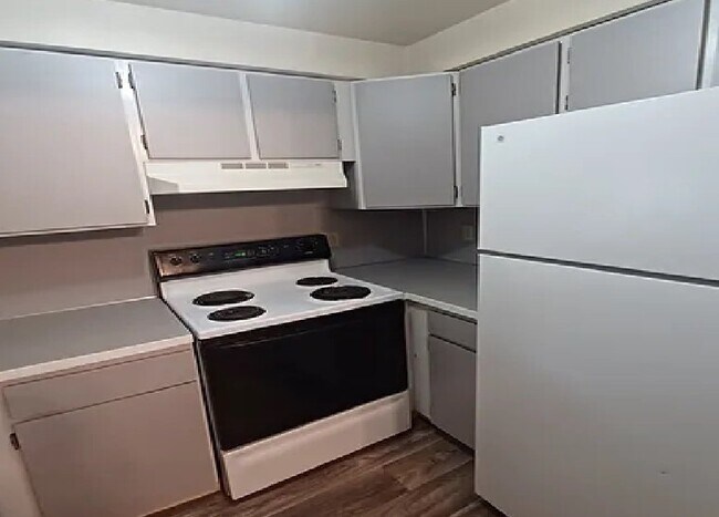 Foto del edificio - 988 E Holly St