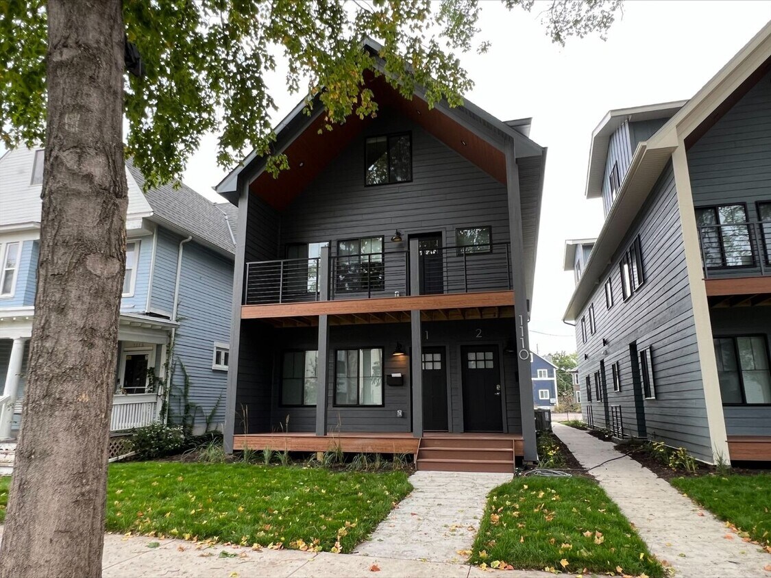 Foto principal - 1110 7th St SE