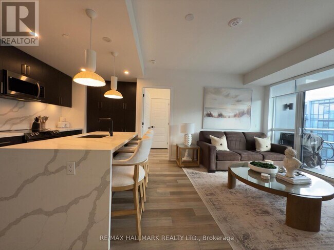 Photo du bâtiment - 415 Sea Ray Ave