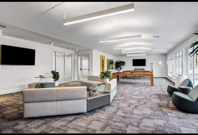 Club house - 5825 Coastal Pointe Dr