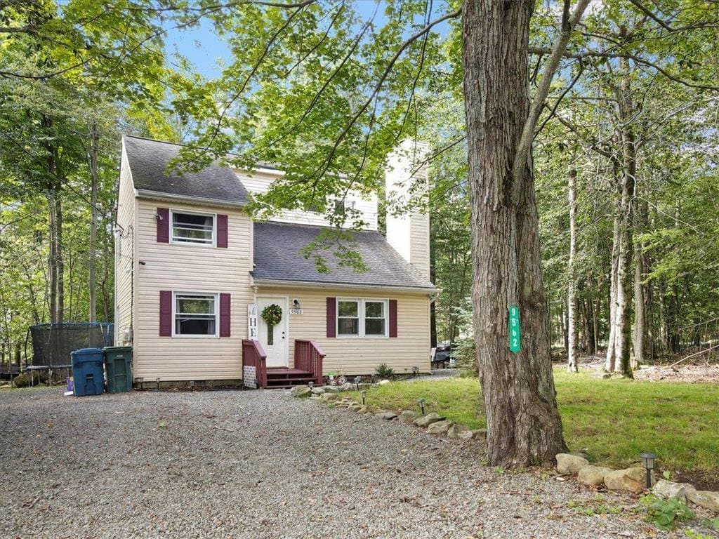 Primary Photo - 9562 Millwood Dr