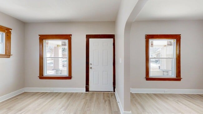 Building Photo - Slavic Village - 4 Bedroom - Single Family Home