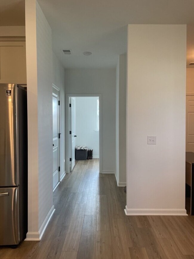 Foto del edificio - Coming Soon – Beautiful Ranch Home in Stra...