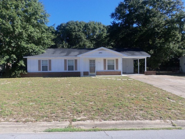 Building Photo - 203 Loizos Dr