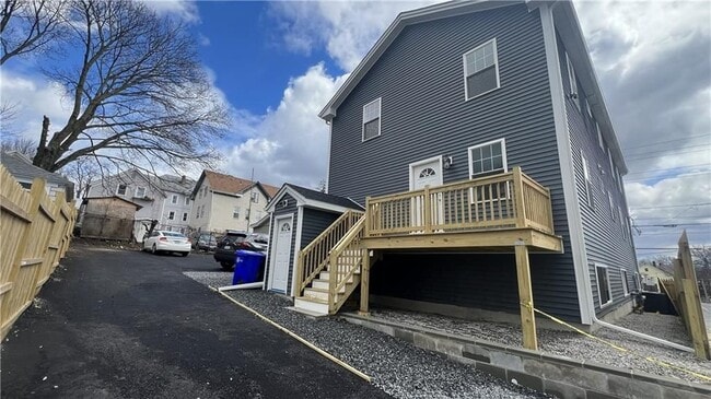 Foto del edificio - 1035 Atwells Ave