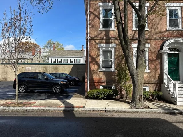 Photo - 17 Pickman St Apartment