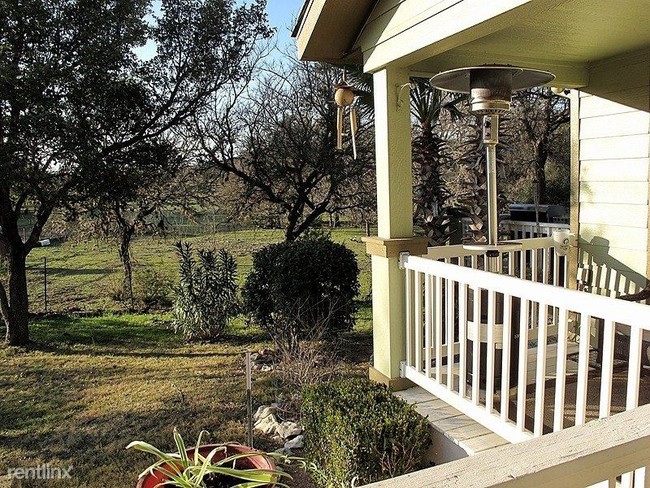 Building Photo - 3 br, 2 bath House - 2848 Philo Street