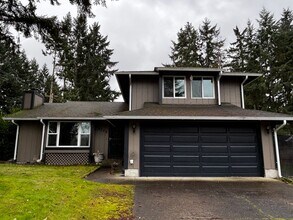 Building Photo - 8524 162nd St Ct E