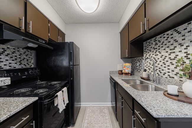 Building Photo - Fossil Hill