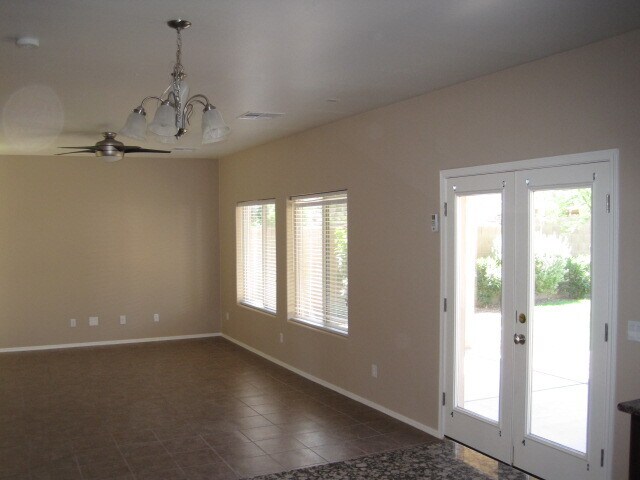 Foto del edificio - 28820 N Spur Dr