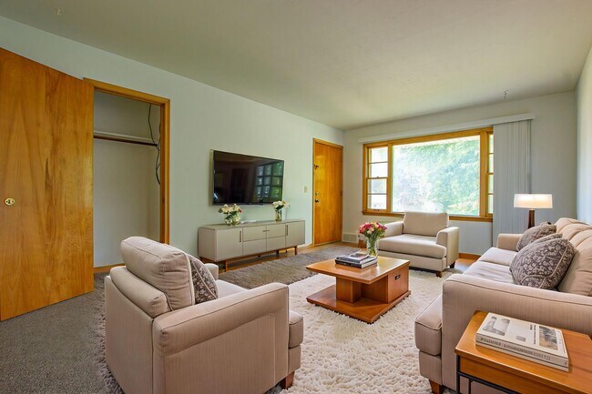 Foto del edificio - 3328 S 82nd Ave