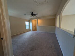 Building Photo - 6614 Hunters Creek Ln