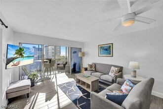 Building Photo - 2650 Estero Blvd