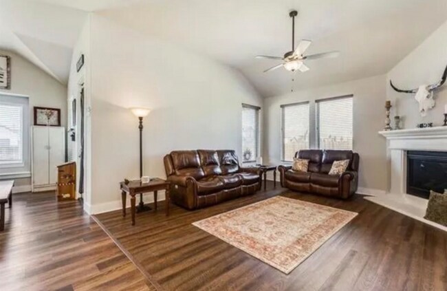 Building Photo - 1312 Caprock Dr