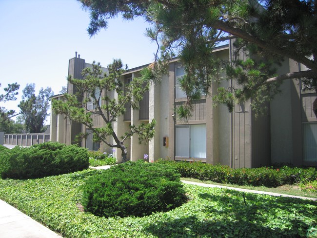 Building Photo - Florida Street Apartments