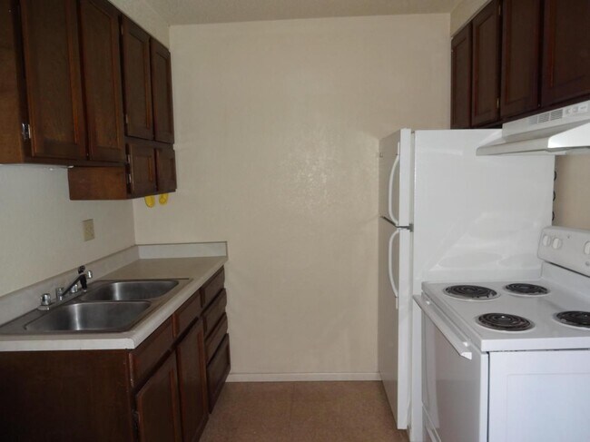Building Photo - 406 N 23rd St