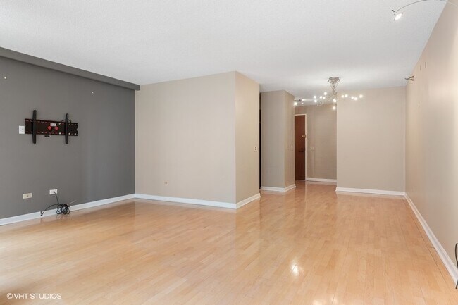 Foto del edificio - 480 N McClurg Ct