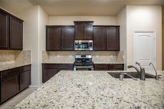 Building Photo - 23719 San Barria Dr