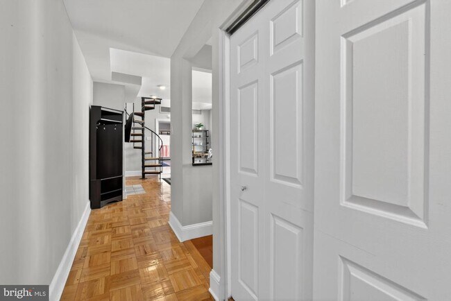 Foto del edificio - 1714 Wallace St