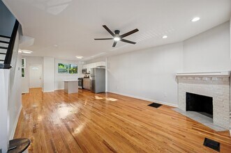 Building Photo - 1120 E Stafford St