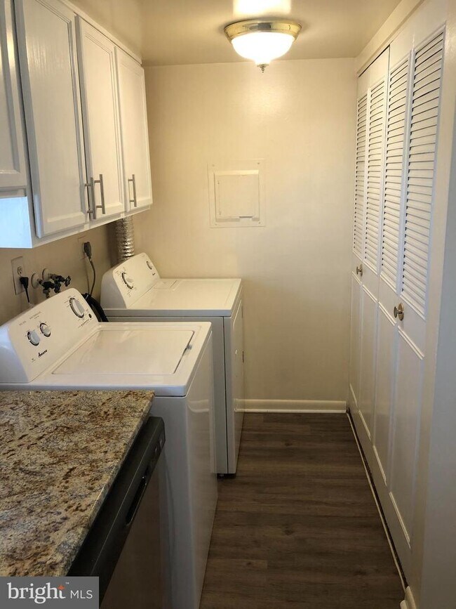 Foto del edificio - 3371 Chester Grove Rd